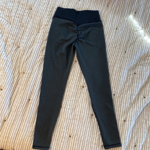 Roesse Womens high waisted yoga, butt enhancing, small, dark grey - Picture 2 of 5